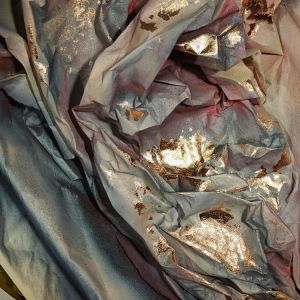 broken-flower-vase-detail